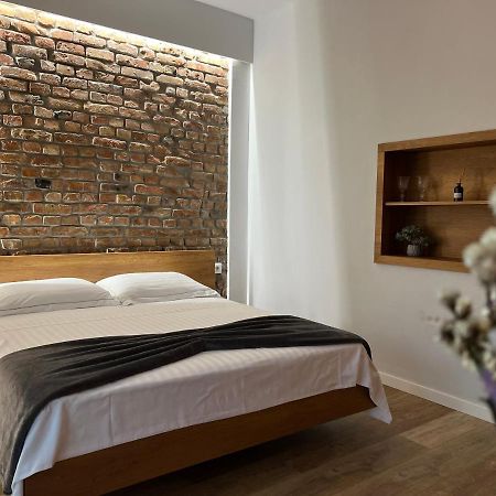 Koni'S Studio Apartments Tirana Extérieur photo